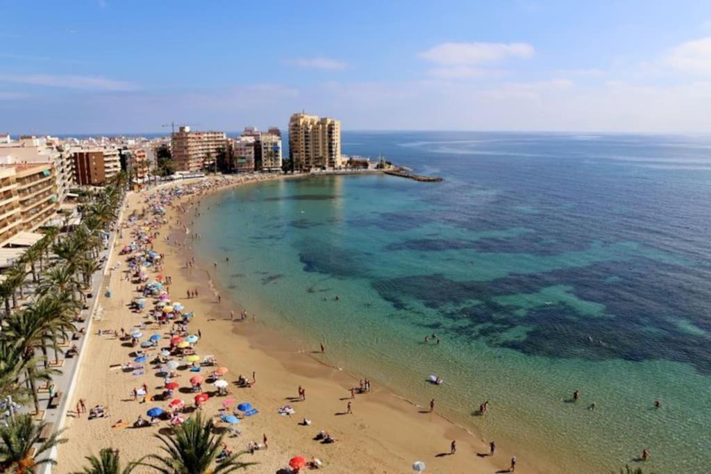 Flamenco Chill Apartment Torrevieja Esterno foto