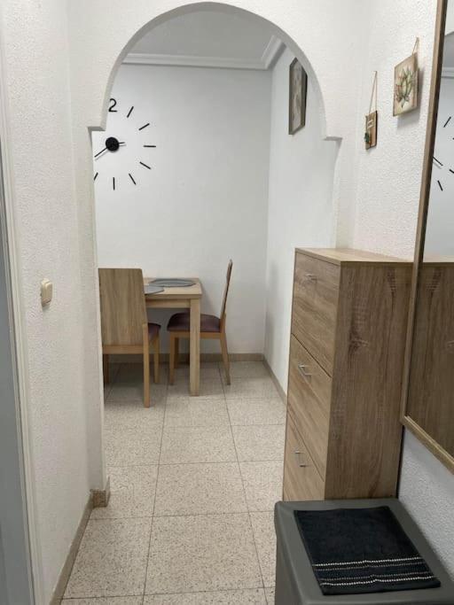 Flamenco Chill Apartment Torrevieja Esterno foto