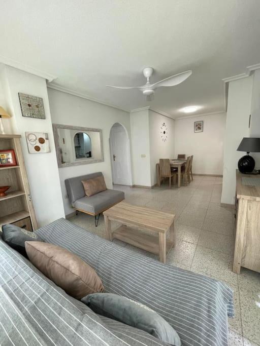 Flamenco Chill Apartment Torrevieja Esterno foto